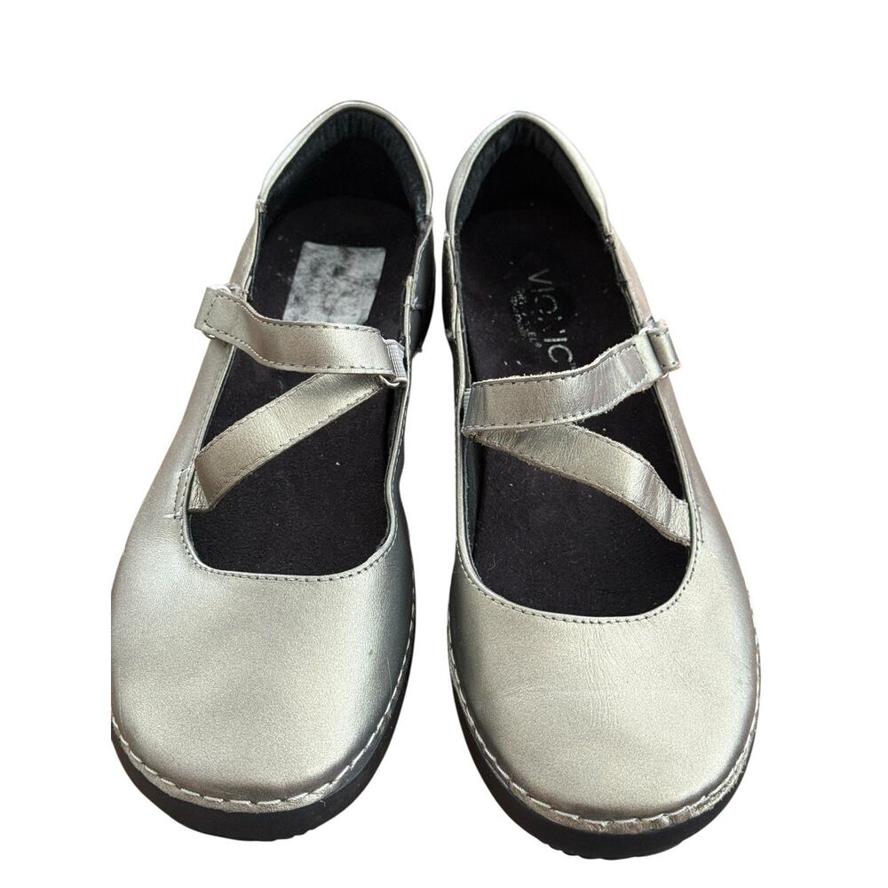 Vionic Orthaheel Shoes Womens 454 Judith Mary Jane Silver Casual Size 7 M